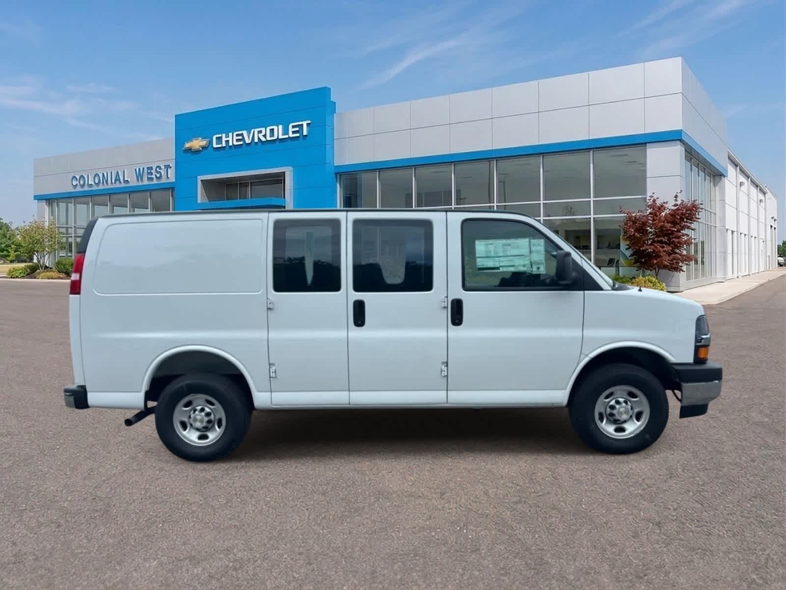 2025-Chevrolet-Express-Cargo-Van-stkW25560-8 2025-Chevrolet-Express-Cargo-Van-stkW25560-8