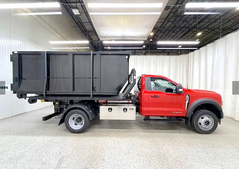 2026 FORD F550 ROLL OFF