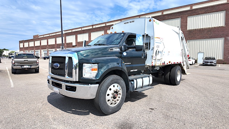 2017 FORD F750.