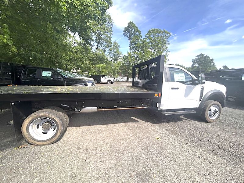 2025 FORD F450 FLATBED