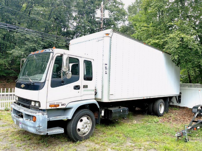 2008 CHEVY 24 FT. BOX TRUCK