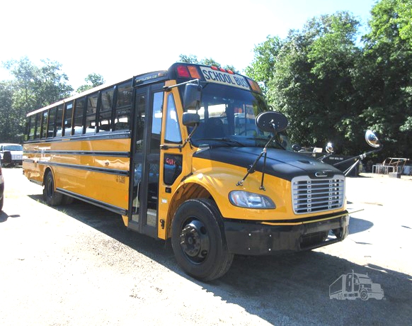 2017 THOMAS 77 PASSENGER SCHOOL BUS