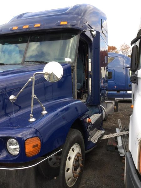 Parts Vehicles 2009 FREIGHTLINER Century Class 120 part #1052275