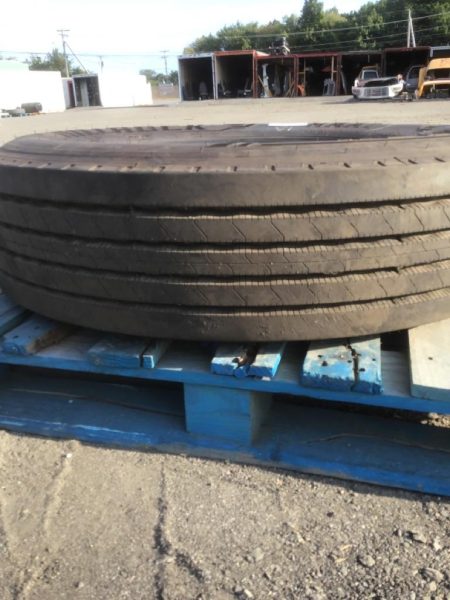 Tires  Hillrock HRA1 part #1065759