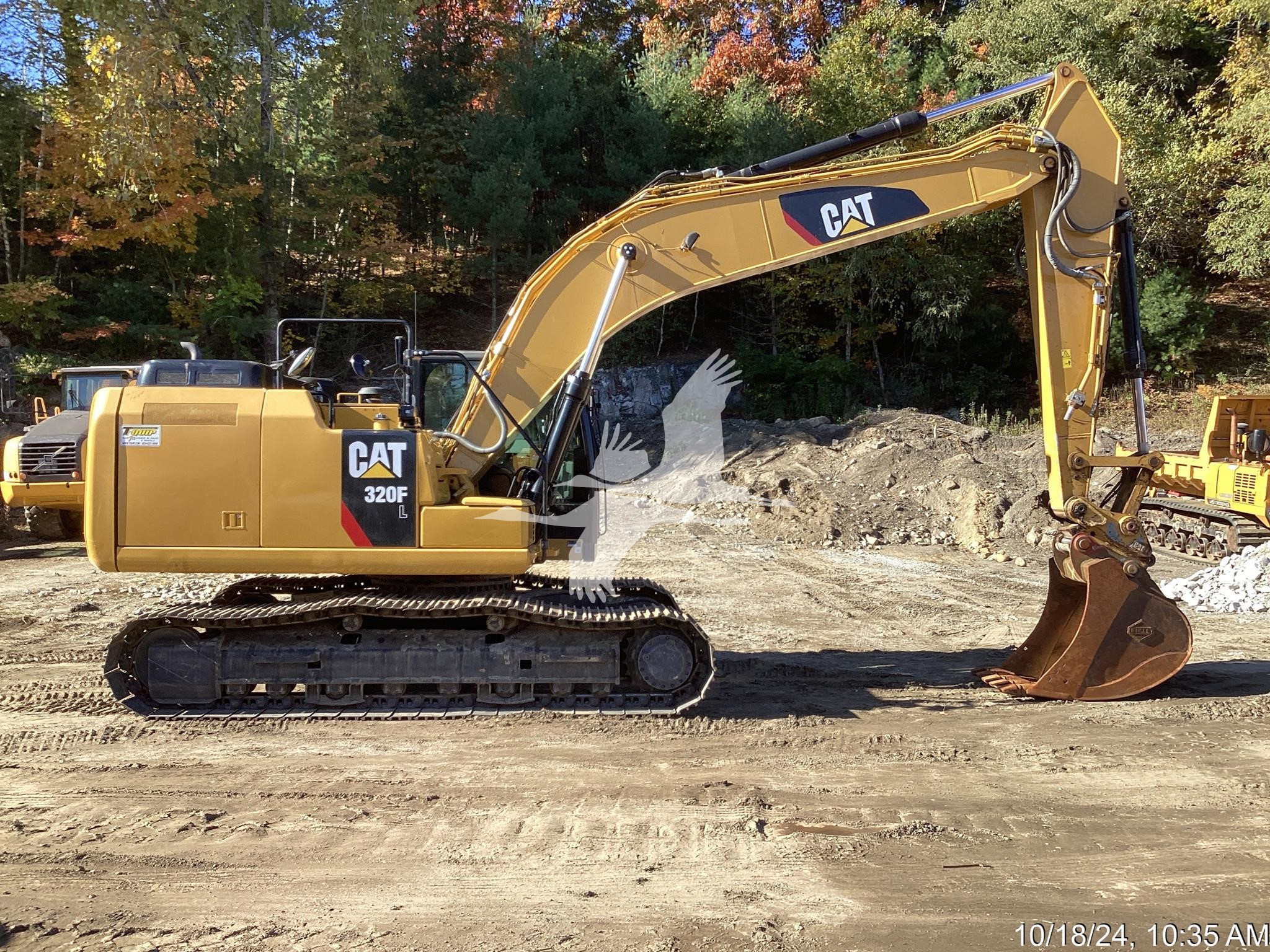 2017-CATERPILLAR-320FL-E5126-4 2017-CATERPILLAR-320FL-E5126-4
