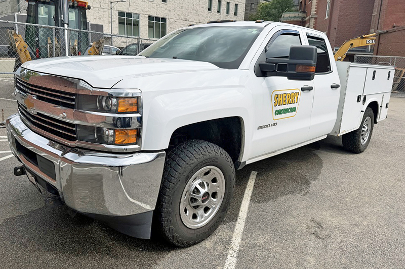 UTILITY TRUCK UTILITY TRUCK