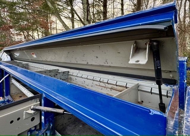 /8’ ALUMINUM UTILITY /8’ ALUMINUM UTILITY