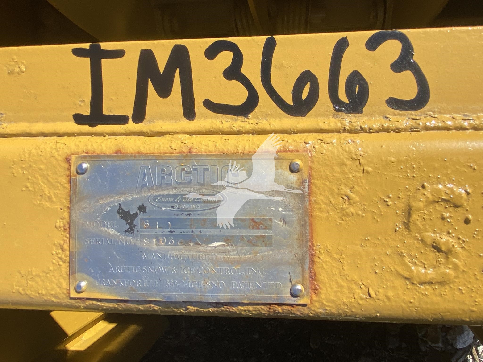 ARCTIC-8-SECTIONAL-LD-SNOW-PUSHER-IM3663-3 ARCTIC-8-SECTIONAL-LD-SNOW-PUSHER-IM3663-3