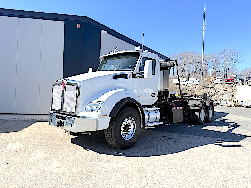 2025 KENWORTH T880 ROLL OFF