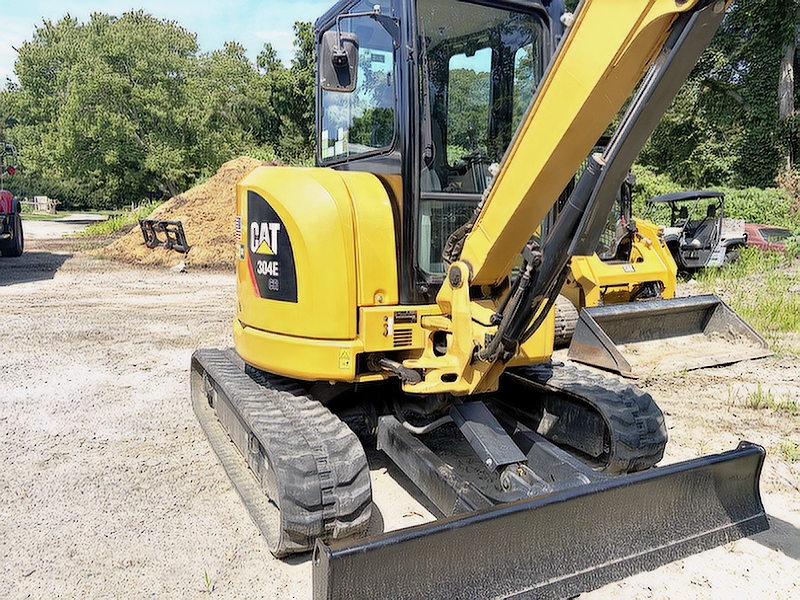 CAT 304E2