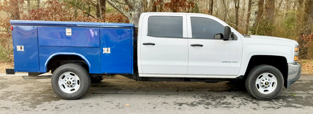 2015 CHEVY 2500 CREW CAB W/8’ ALUMINUM UTILITY OR C&C