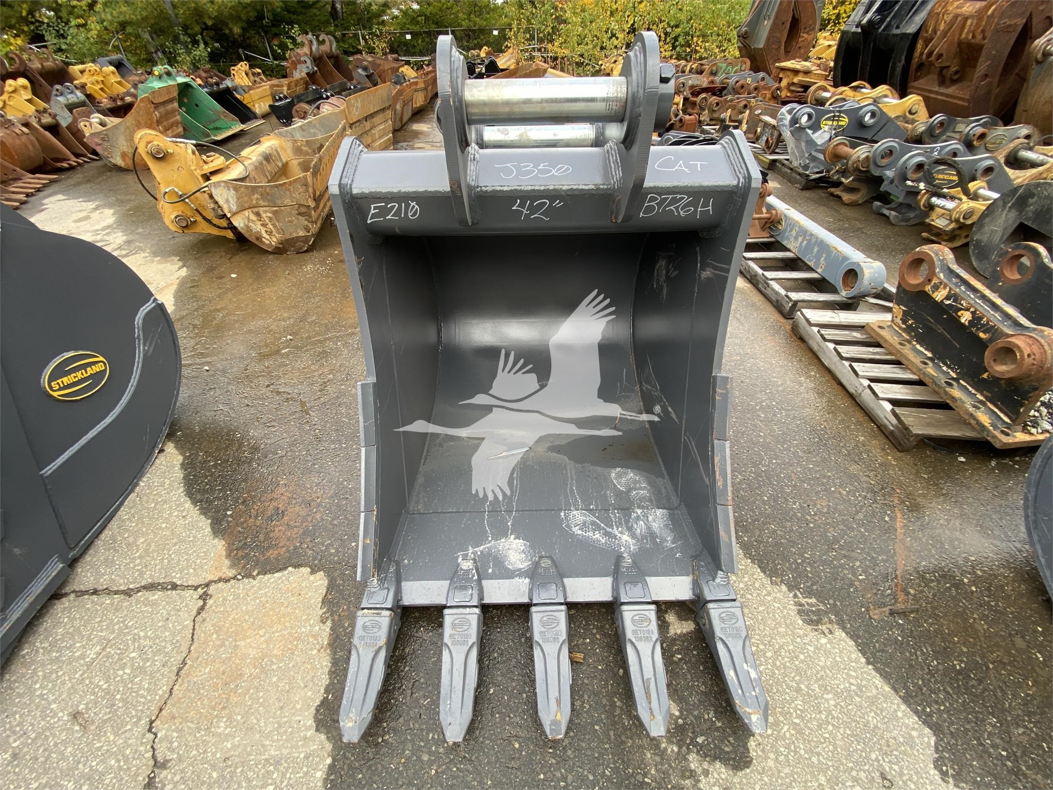 STRICKLAND-42-HD-DIGGING-BKT-IM4535-2 STRICKLAND-42-HD-DIGGING-BKT-IM4535-2