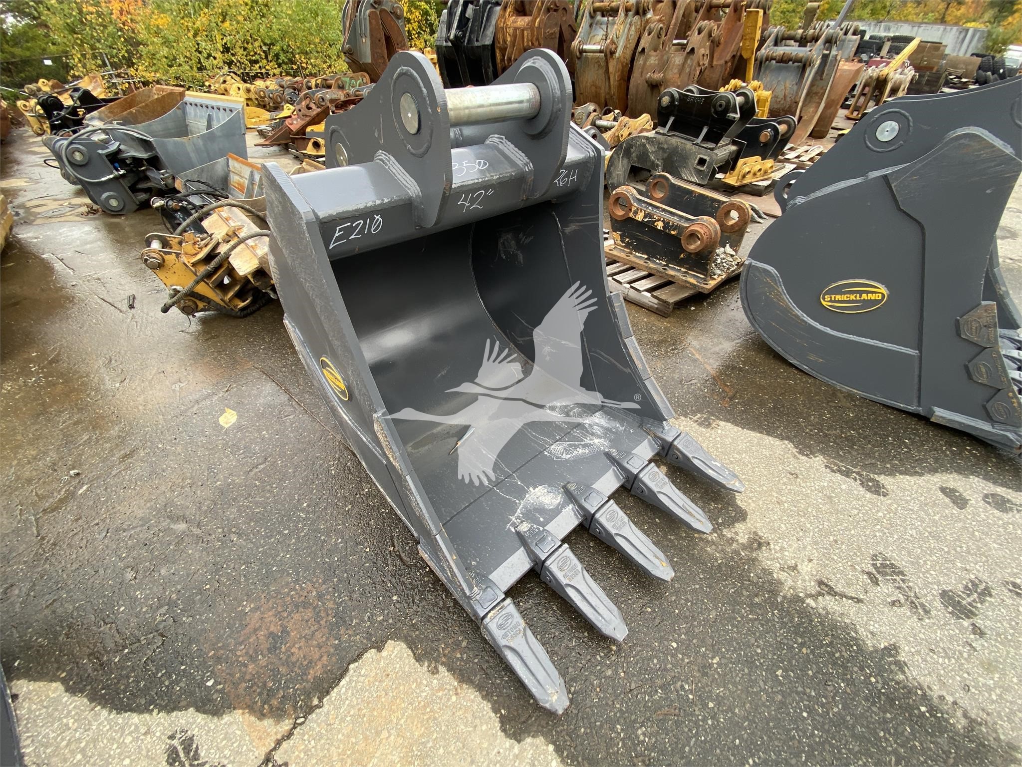 STRICKLAND-42-HD-DIGGING-BKT-IM4535-3 STRICKLAND-42-HD-DIGGING-BKT-IM4535-3