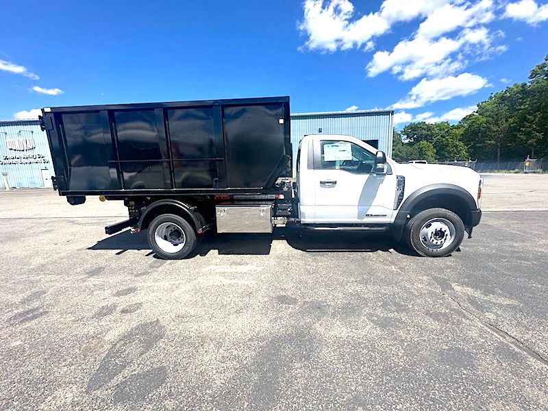 2026 FORD F550 HOOK LIFT.