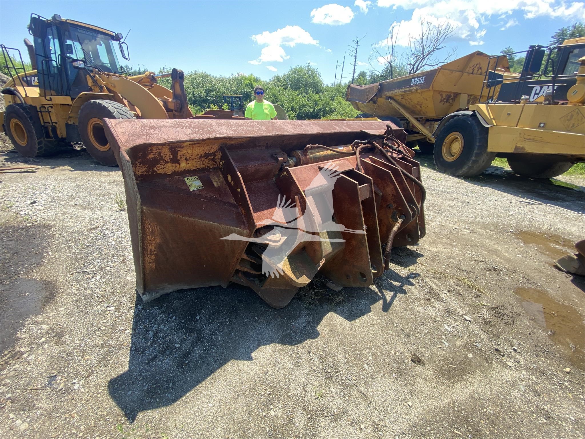 VP-PIN-ON-SIDE-DUMP-BKT-IM4710-3 VP-PIN-ON-SIDE-DUMP-BKT-IM4710-3