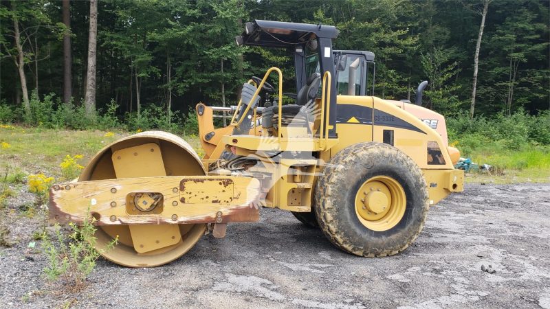 2007 CATERPILLAR CS-533E *** RENTAL ONLY ***