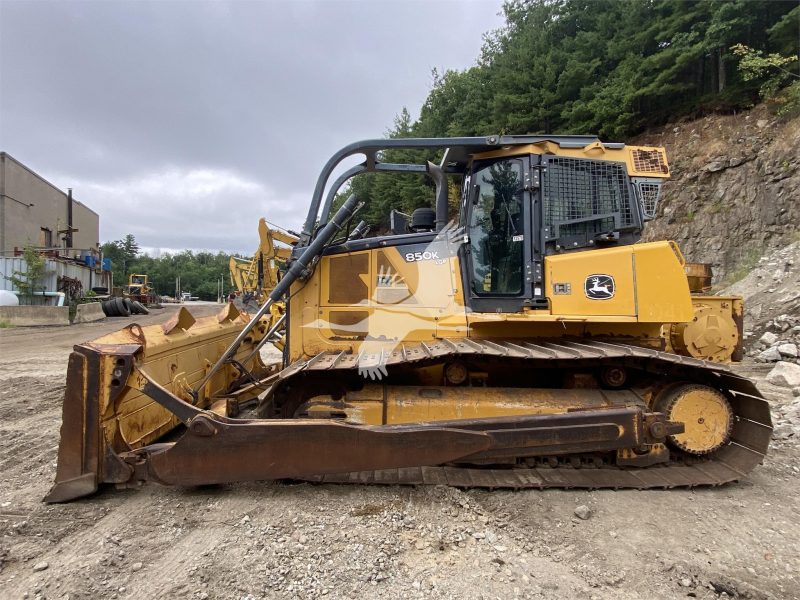 2011 DEERE 850K LGP D5119