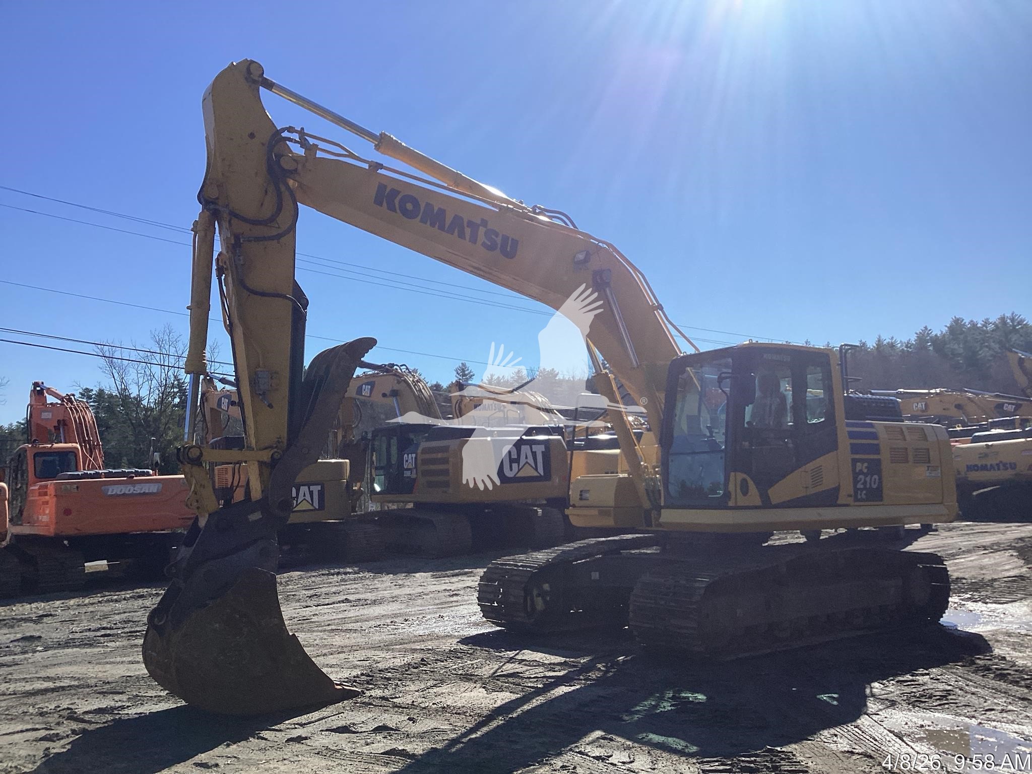 2022-KOMATSU-PC210-LC-11-E5157-1 2022-KOMATSU-PC210-LC-11-E5157-1