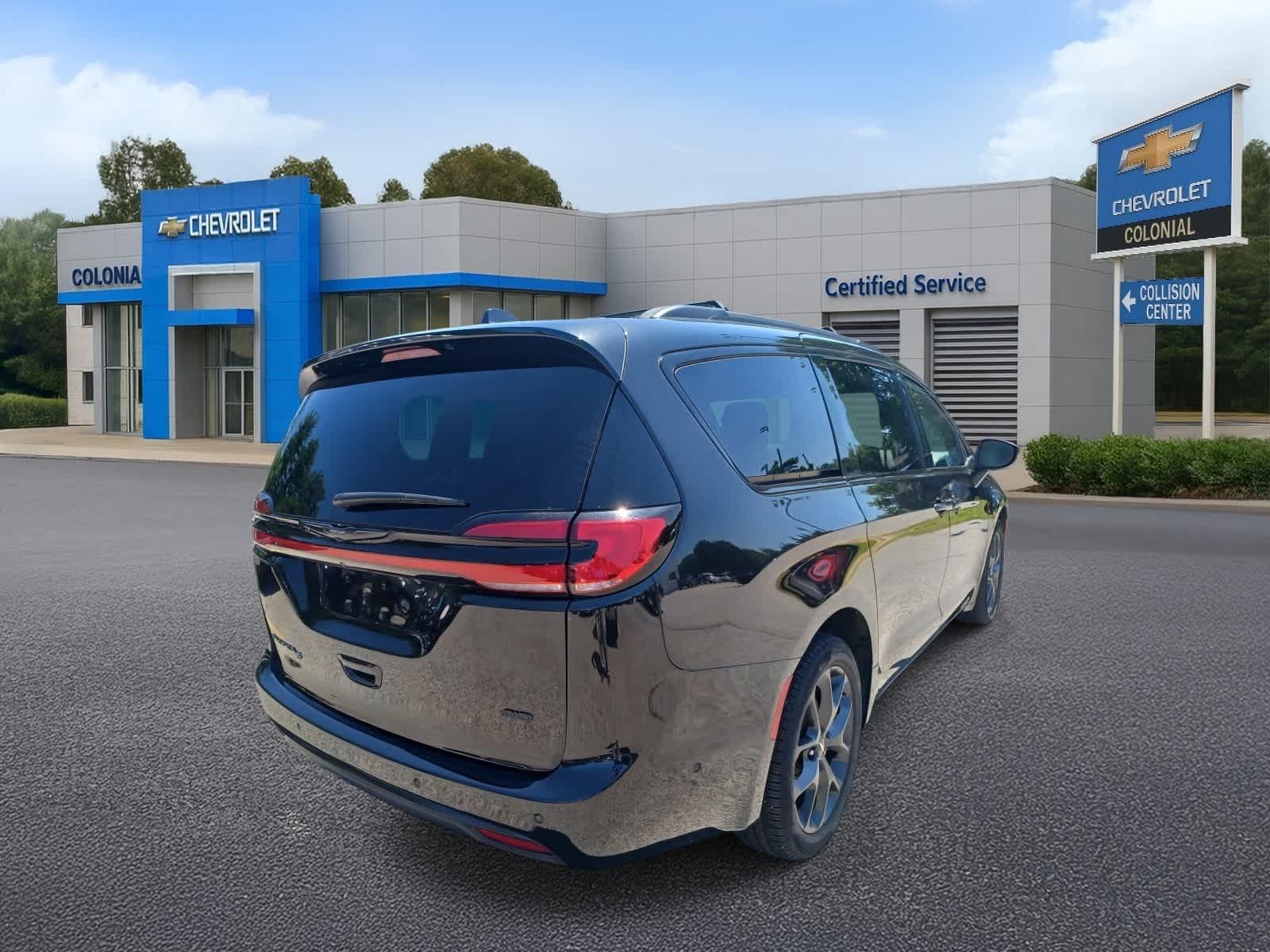2023-Chrysler-Pacifica-U3605-3 2023-Chrysler-Pacifica-U3605-3