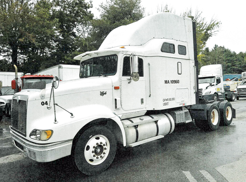 1998 INTERNATIONAL EAGLE DOUBLE BUNK SLEEPER