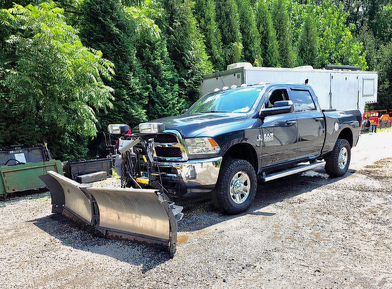 2016 DODGE RAM 3500 CREW CAB