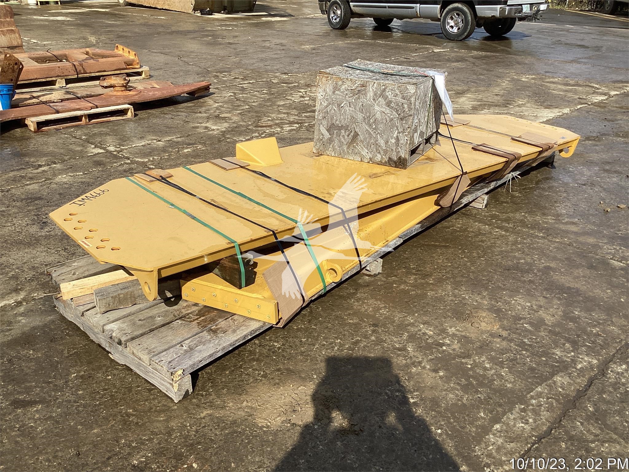 CATERPILLAR-SCISSOR-TAILGATE-IM4666-1 CATERPILLAR-SCISSOR-TAILGATE-IM4666-1