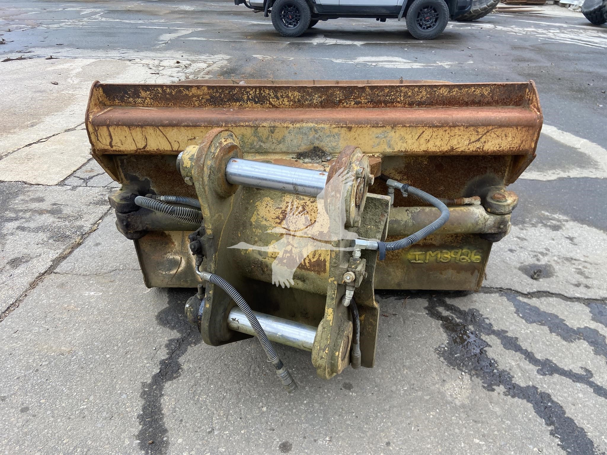 HH-60-CLEAN-UP-BUCKET-IM3926-2 HH-60-CLEAN-UP-BUCKET-IM3926-2