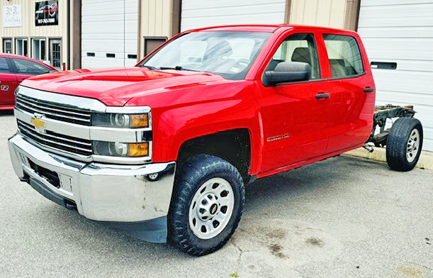 2018 CHEVY 2500 CREW CAB LONG BED C&C 4X4