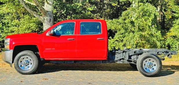 2018 CHEVY 2500  CREW CAB LONG BED CHASSIS 4X4