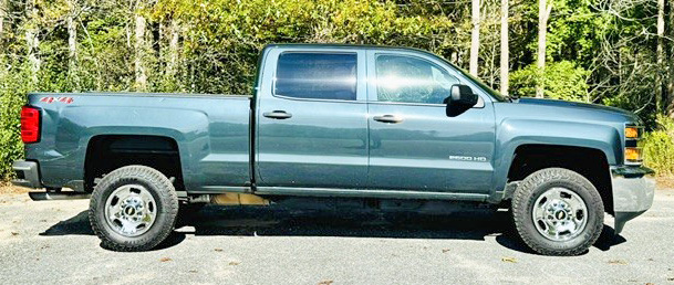 2019 CHEVY 2500 HD CREW CAB 4X4 6’ BED