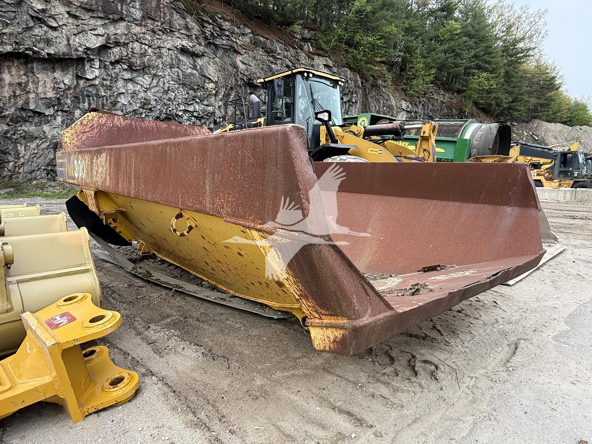 KOMATSU-HM300-BODY-IM5009-3 KOMATSU-HM300-BODY-IM5009-3