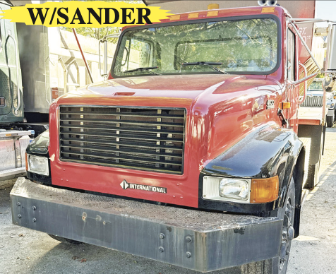 2000 INTERNATIONAL 4900 W/FRAME MOUNTED FLINK 6-7 YARD SANDER